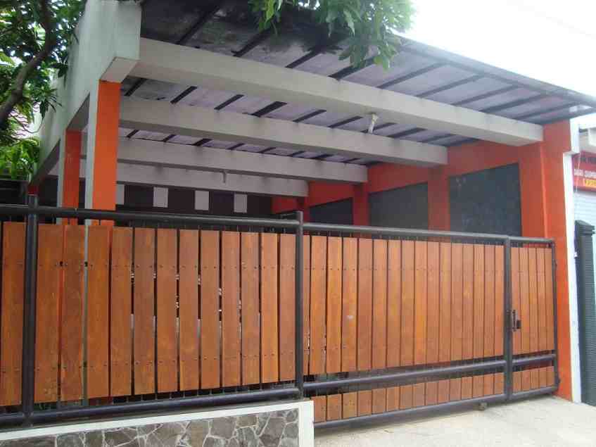 Desain Pagar Rumah Minimalis Dari Kayu Eksterior Rumah 