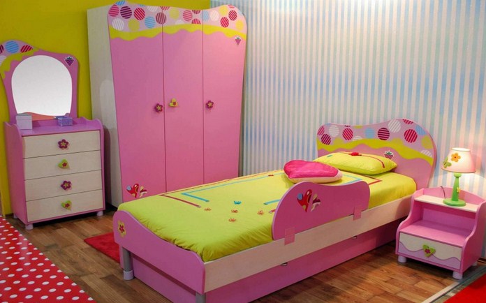 Foto Tempat Tidur Anak Perempuan Minimalis | Desain Kamar Tidur Anak Perempuan Hello Kitty