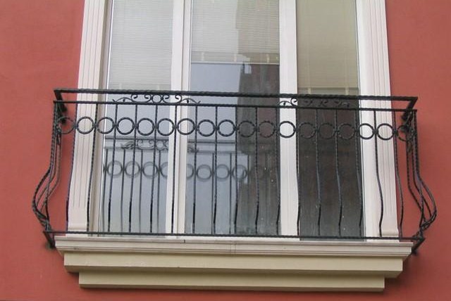 Model Balkon Minimalis Terbaru | Gambar Teralis Balkon Minimalis