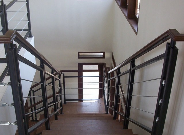 16 desain tangga  dan railing tangga  untuk rumah minimalis 